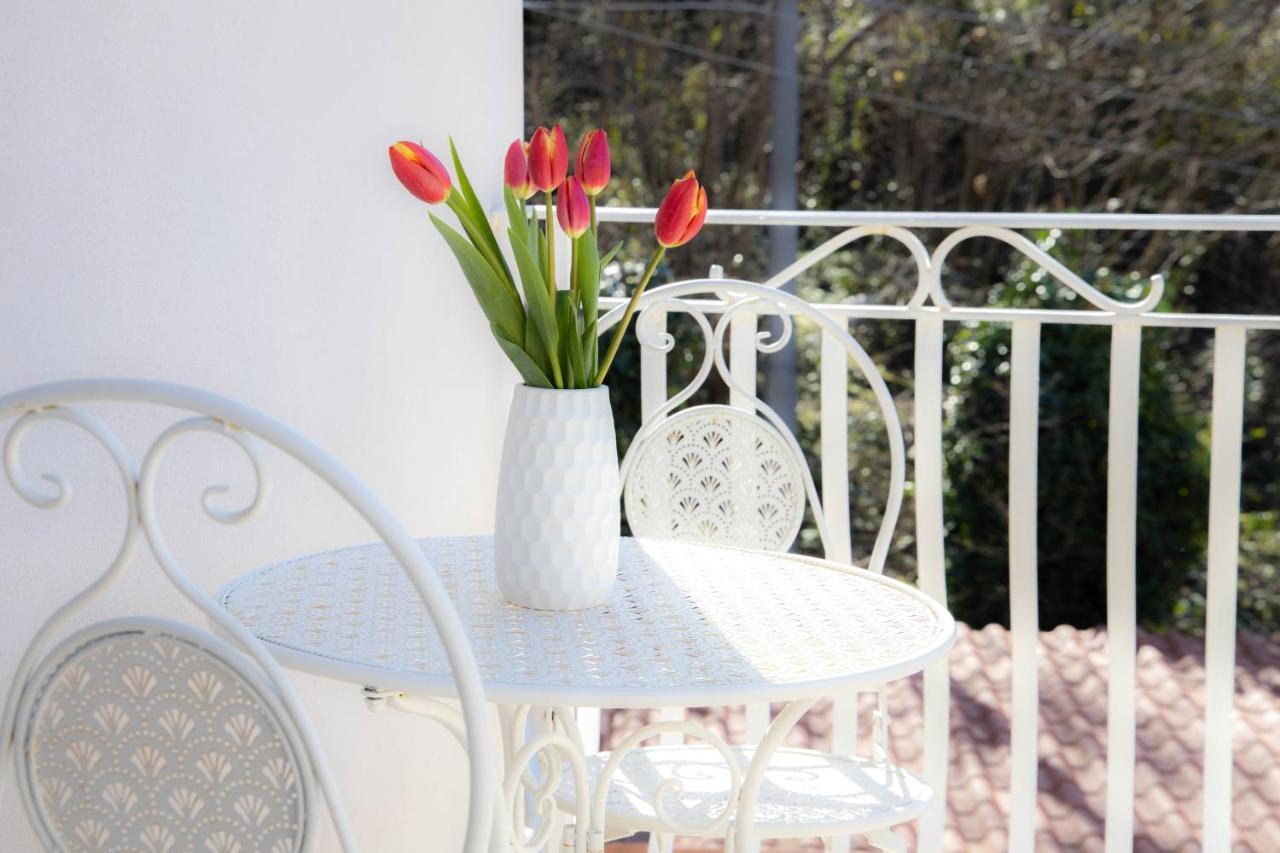 B&B Micanto Casola di Napoli Ngoại thất bức ảnh